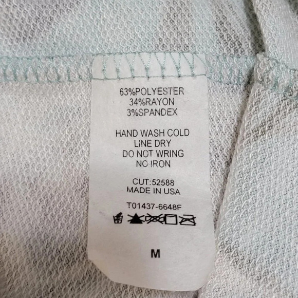 MINT Floral Long Sleeve Tunic Top Crew Neck Soft Fuzzy Sweater Material Womens M - Picture 5 of 5